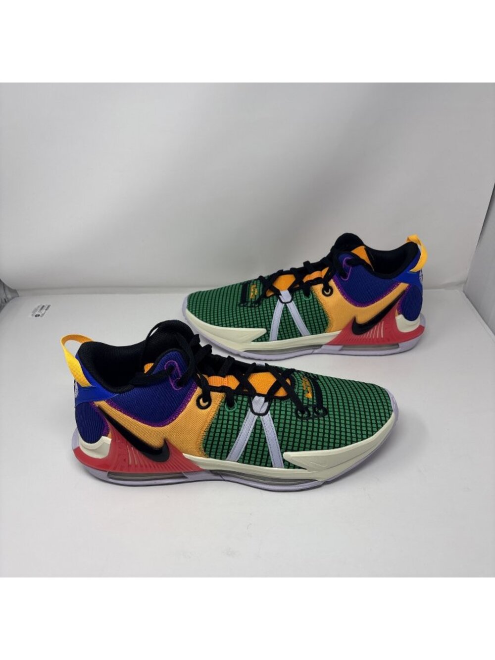 Nike LeBron Witness 7 "Vivid Purple/Sea Coral" Basketball Mens 15 DM1123-501